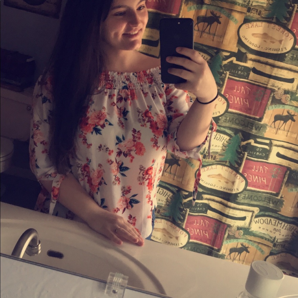 Meet your Posher, Maurissa
